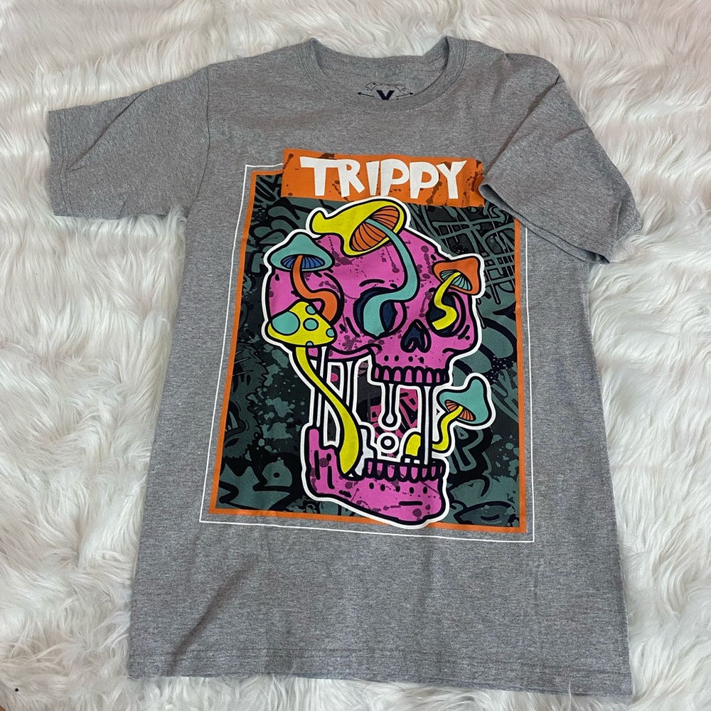 TRIPPY MUSHROOM SKULL TEE